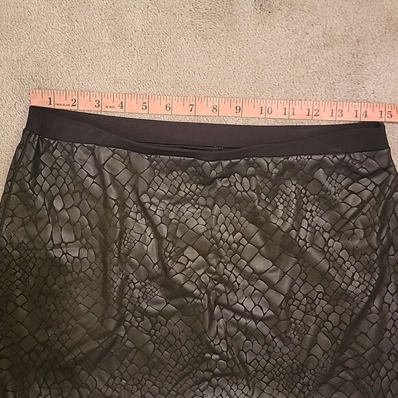 Eva Varro Black Textured Pencil Skirt Sz Med - Picture 2 of 5